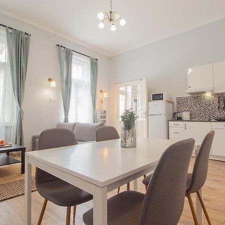 Isabella Suite With Ac Budapest Exteriör bild