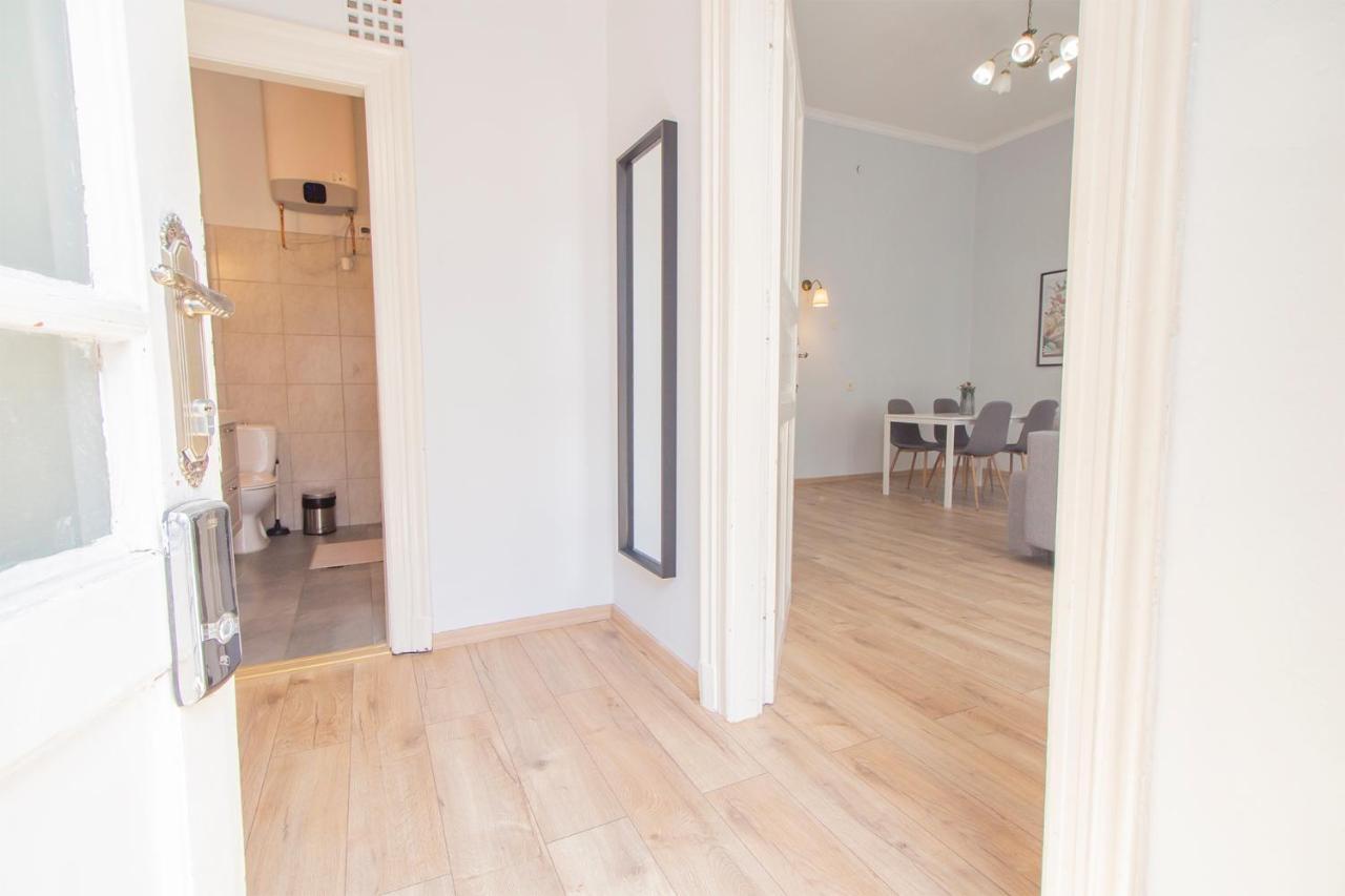 Isabella Suite With Ac Budapest Exteriör bild